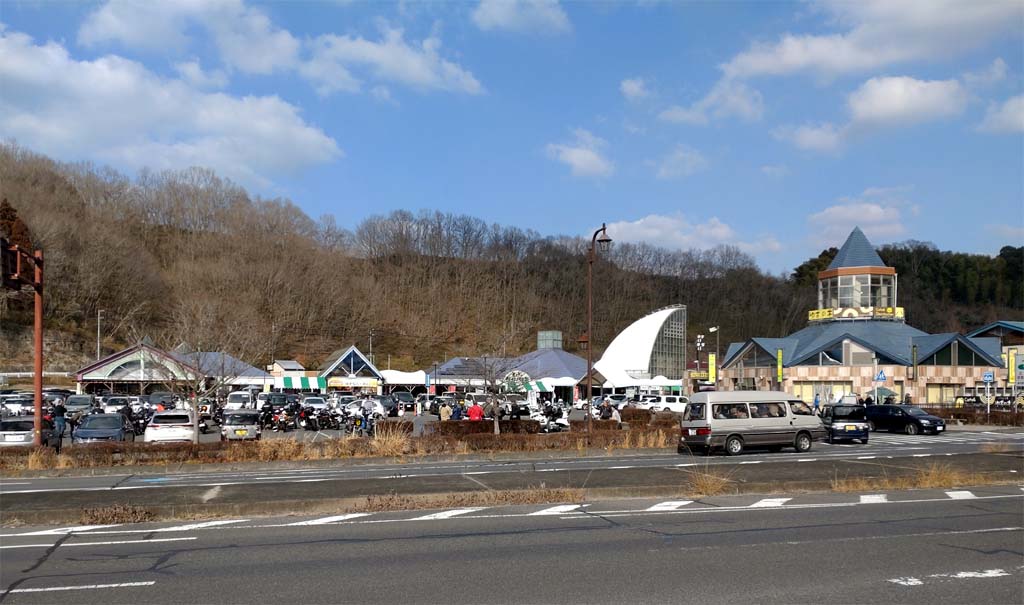 ���G�̓��̉w