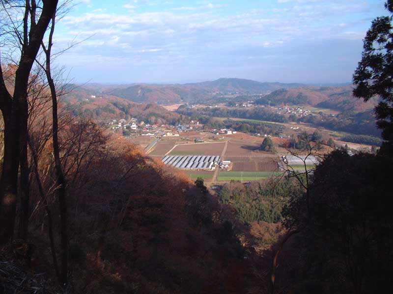 茂木鎌倉山頂上から