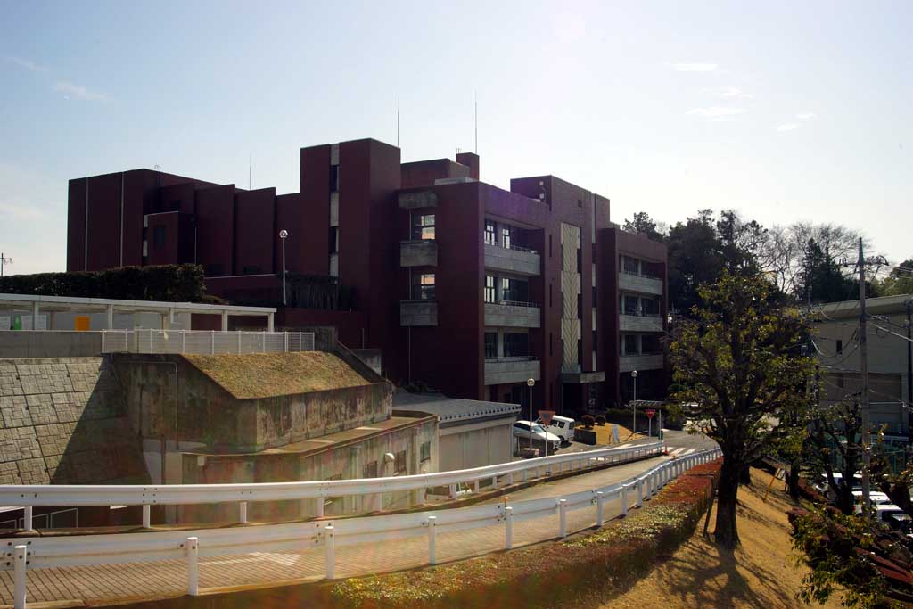 ���R�s�����EX�����ӁA�Q�O�Q�U