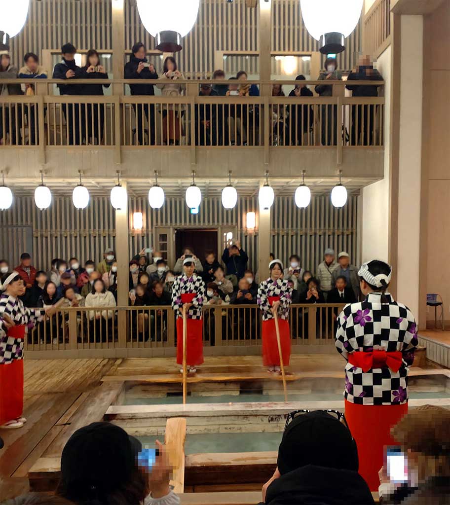 ���É���@������