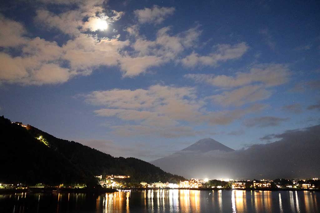 河口湖 富士山 初秋