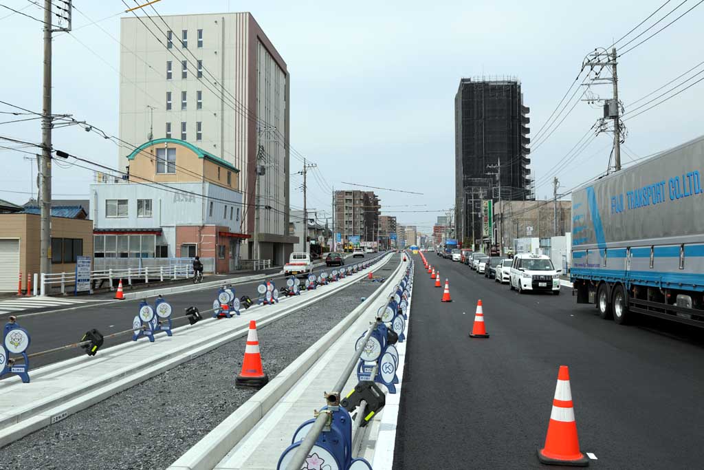 �H������LRT�@�Q�O�Q�Q�N