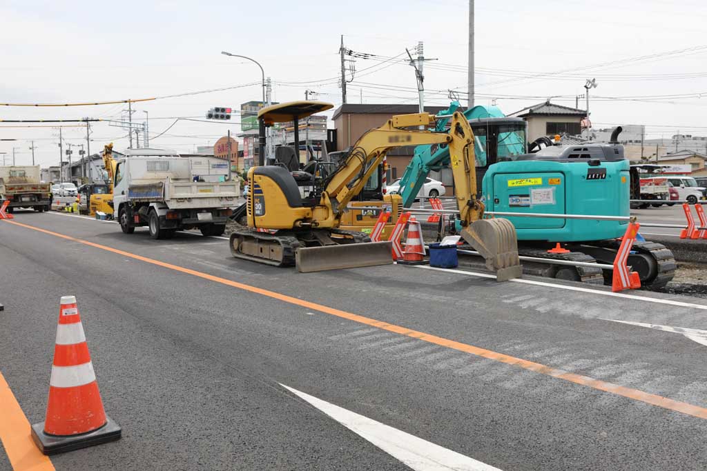 �H������LRT�@�Q�O�Q�Q�N