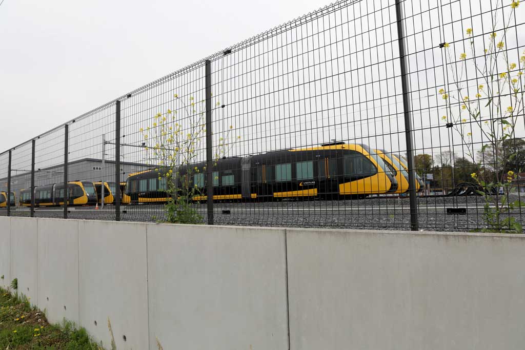 �H������LRT�@�Q�O�Q�Q�N